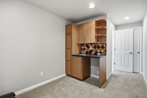 1945 41st Street Marion IA 52302