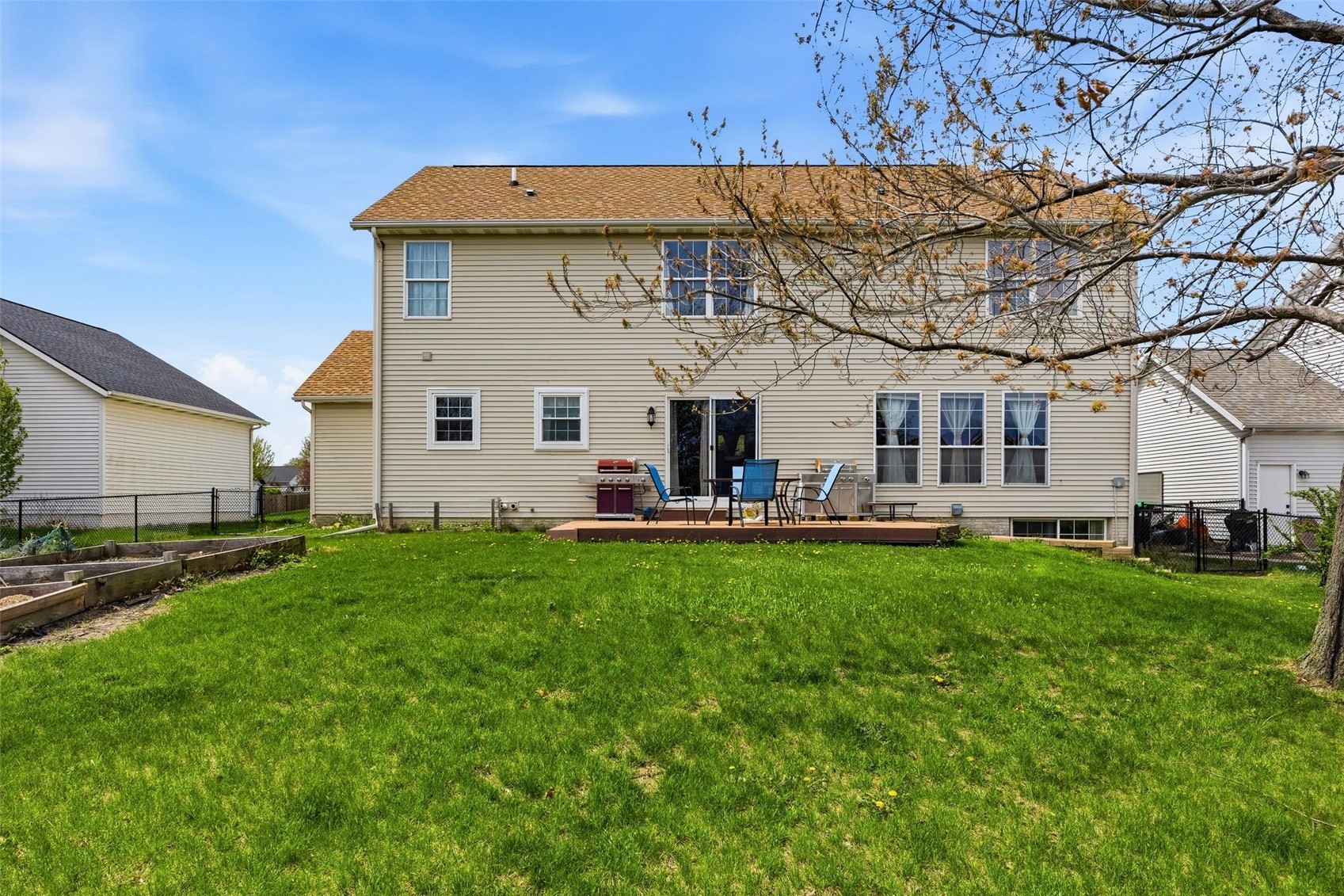 1945 41st Street Marion IA 52302