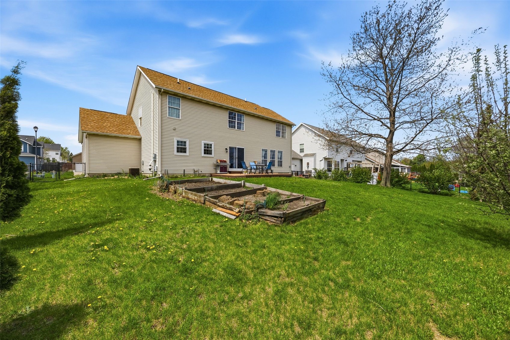 1945 41st Street Marion IA 52302