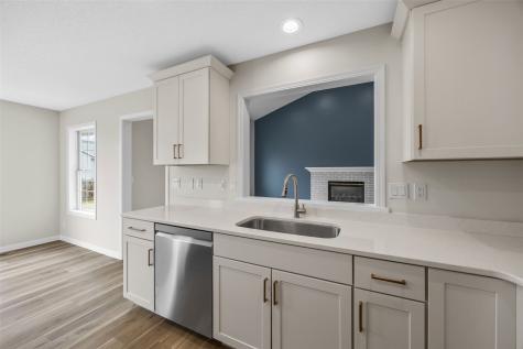 90 Partridge Avenue Marion IA 52302