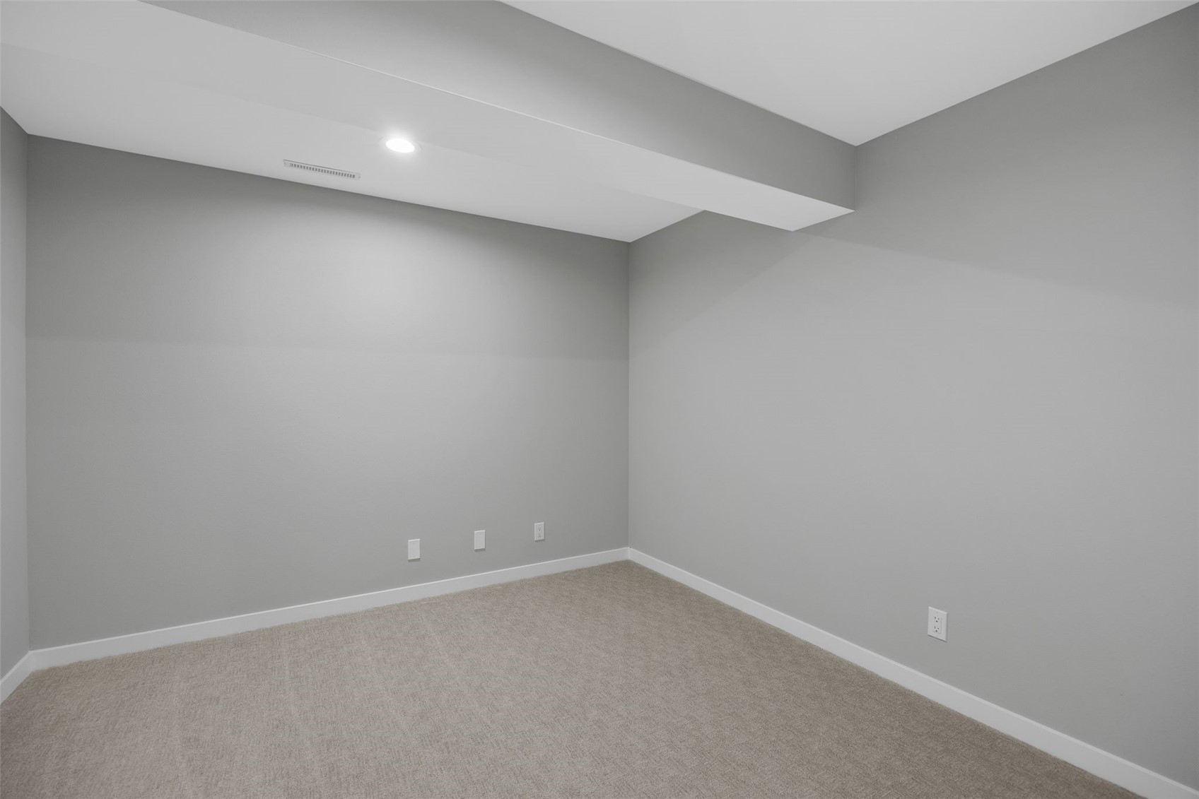 90 Partridge Avenue Marion IA 52302