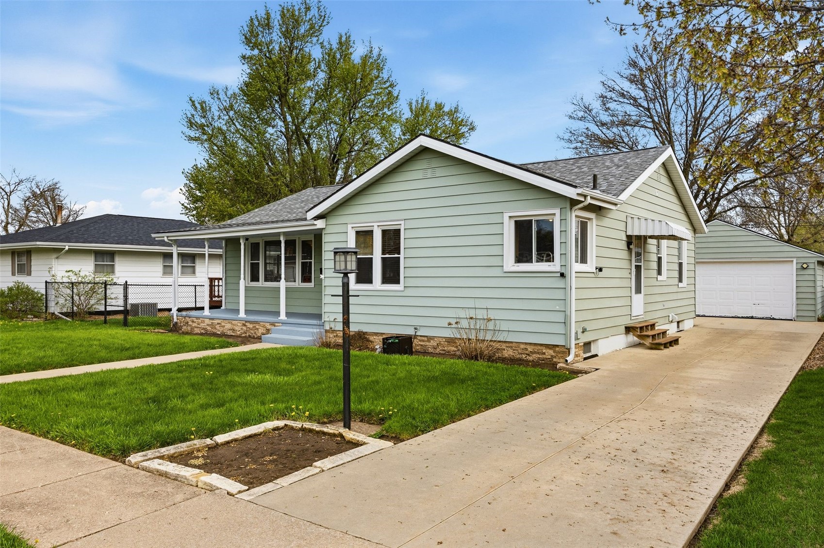 2270 24th Avenue Marion IA 52302