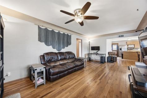 2270 24th Avenue Marion IA 52302