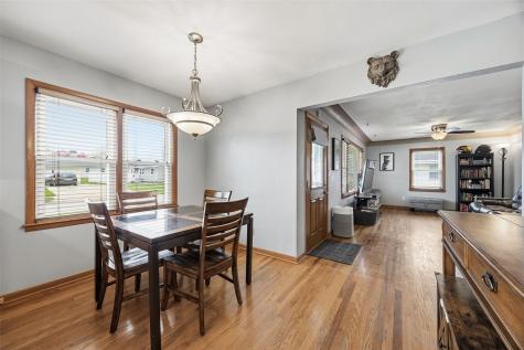 2270 24th Avenue Marion IA 52302