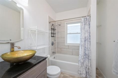 662 19th Avenue SW Cedar Rapids IA 52404