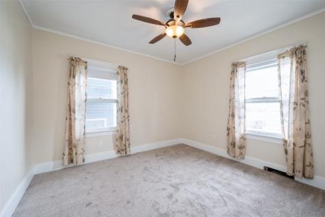 662 19th Avenue SW Cedar Rapids IA 52404