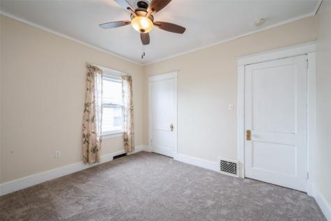 662 19th Avenue SW Cedar Rapids IA 52404