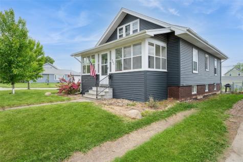 662 19th Avenue SW Cedar Rapids IA 52404