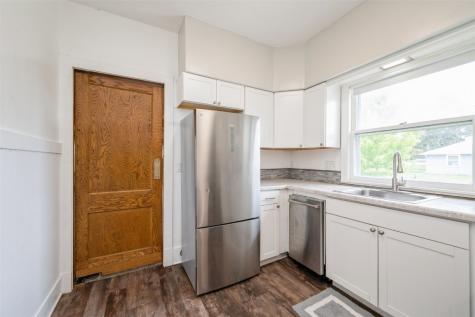 662 19th Avenue SW Cedar Rapids IA 52404