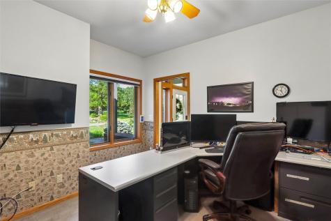 3057 Sandy Beach Road Swisher IA 52338