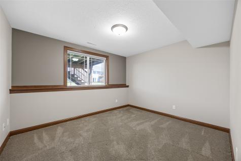 260 Battle Creek Drive Marion IA 52302
