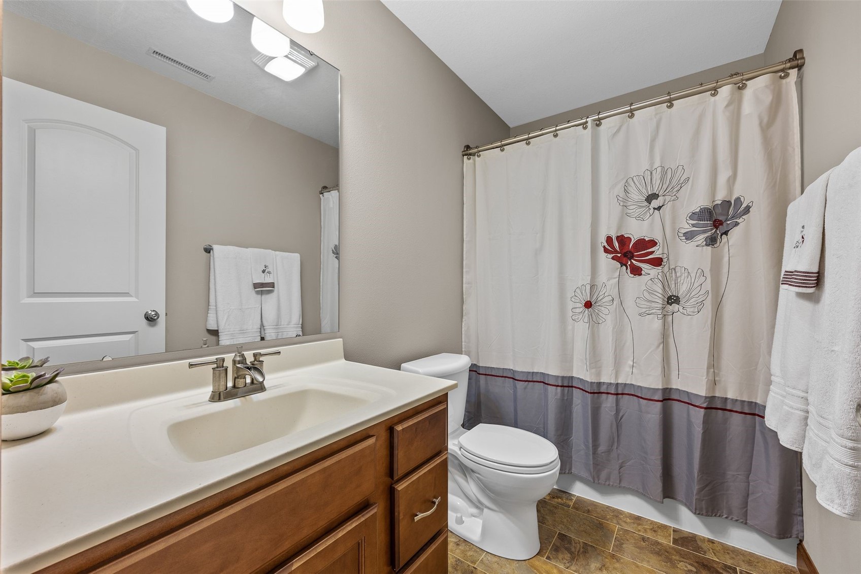 260 Battle Creek Drive Marion IA 52302