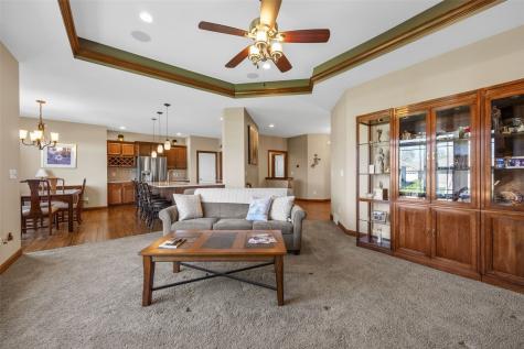 260 Battle Creek Drive Marion IA 52302