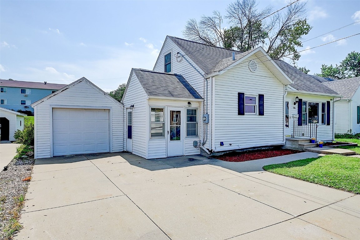 135 19th Avenue SW Cedar Rapids IA 52404