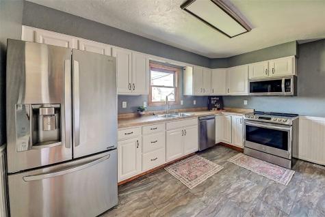 135 19th Avenue SW Cedar Rapids IA 52404