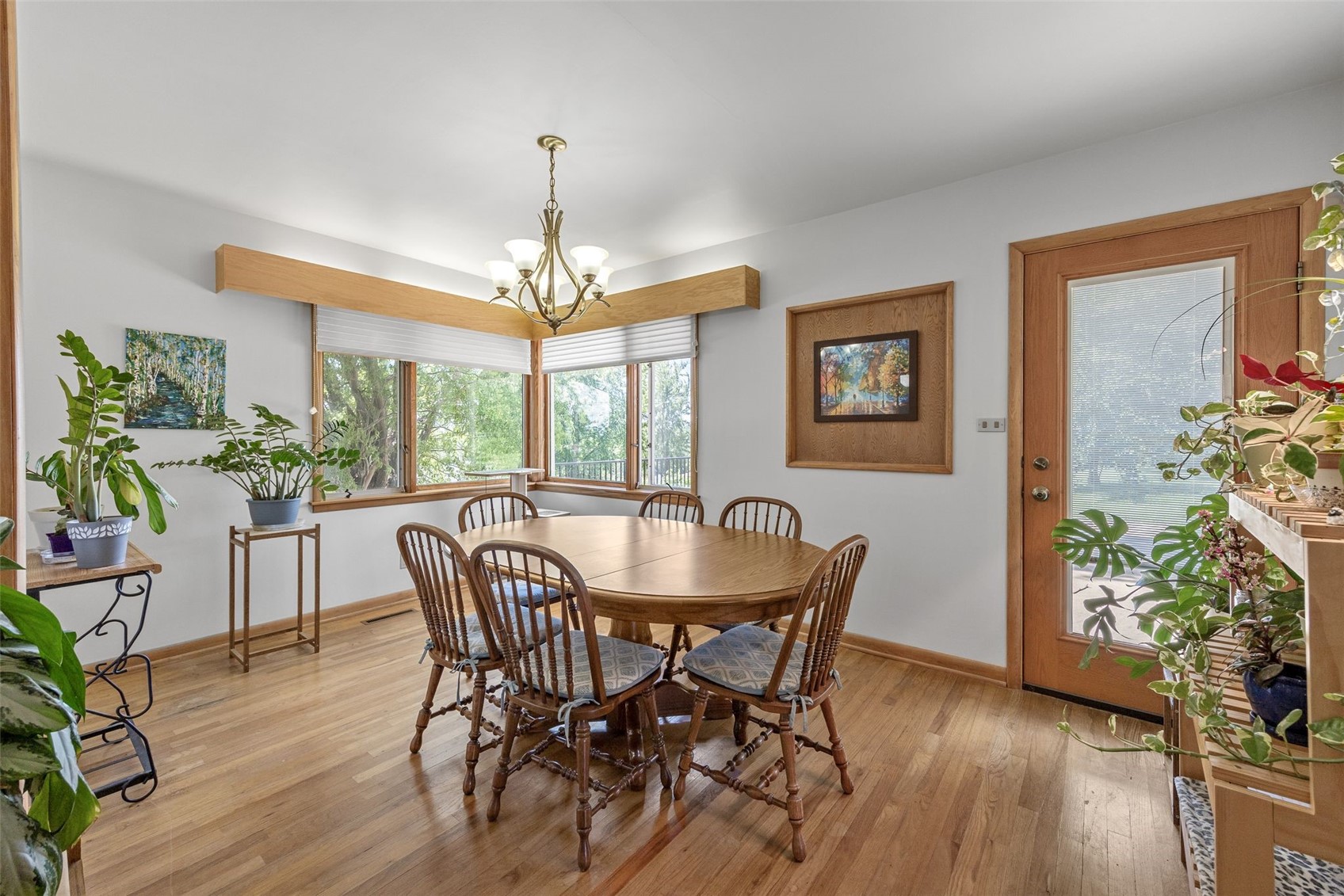 2600 Maple Drive NW Cedar Rapids IA 52405