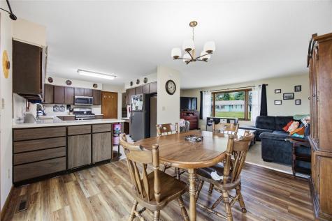 107 Parkview Drive Tipton IA 52772