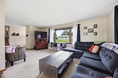 107 Parkview Drive Tipton IA 52772