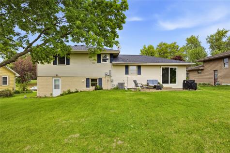 107 Parkview Drive Tipton IA 52772