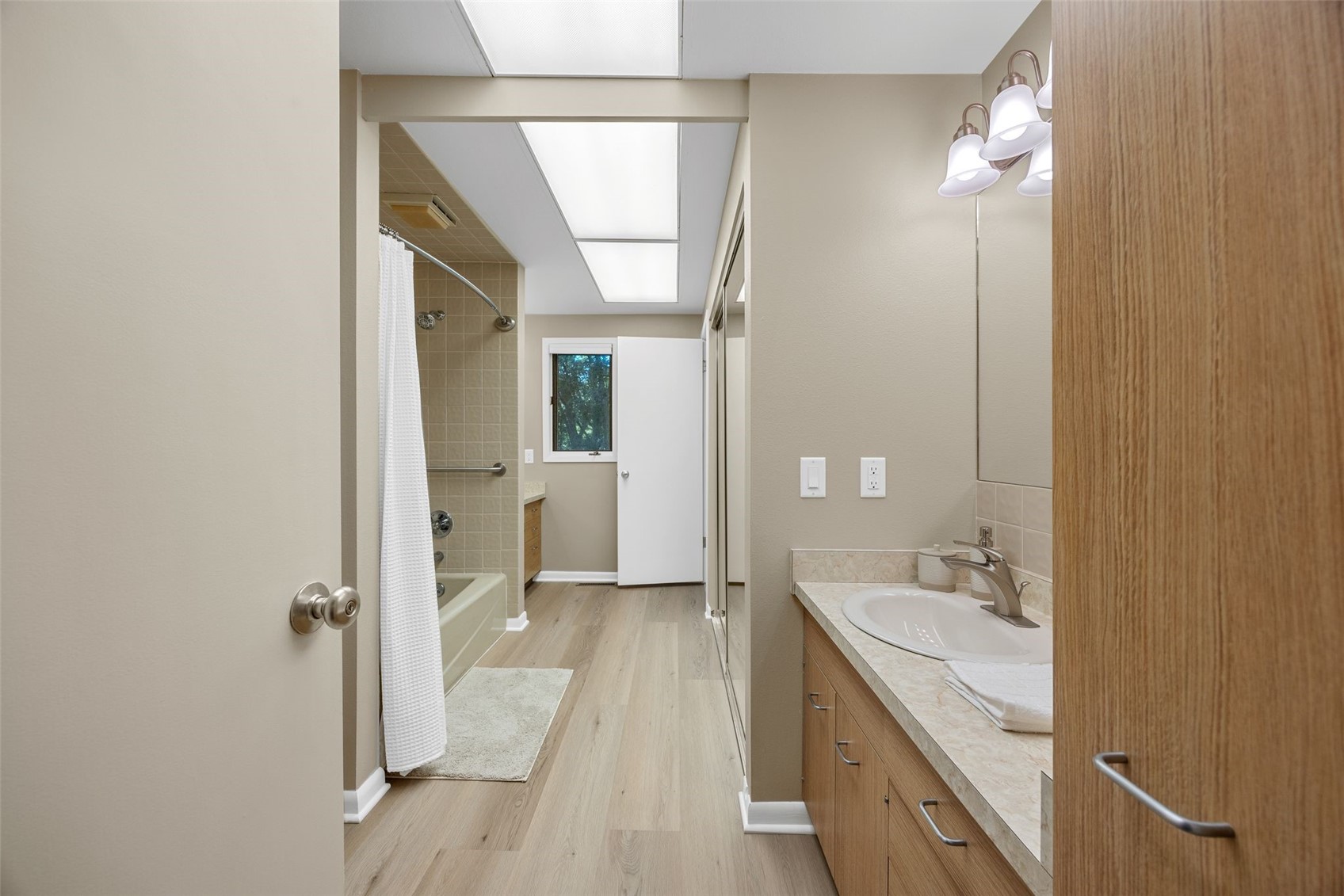 301 N 7th Avenue Iowa City IA 52245