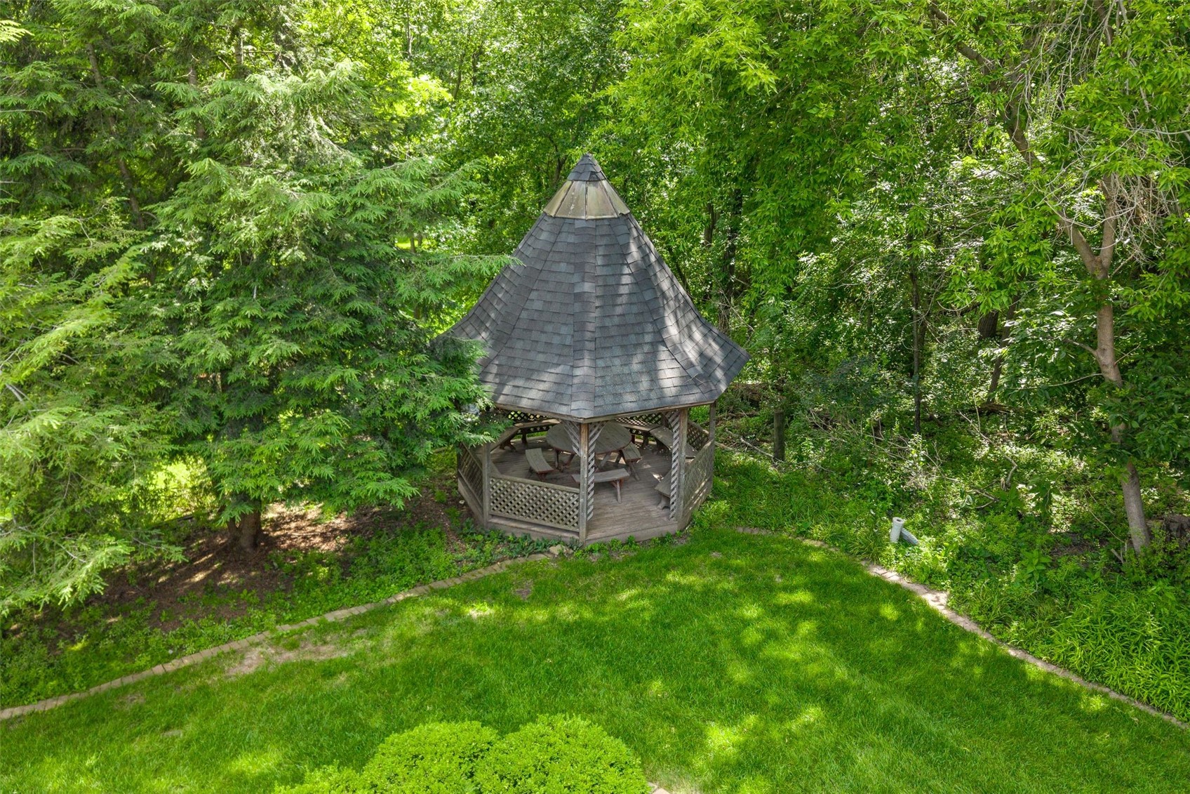 301 N 7th Avenue Iowa City IA 52245