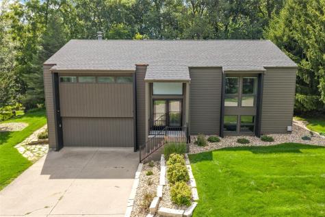 301 N 7th Avenue Iowa City IA 52245