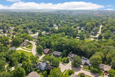 301 N 7th Avenue Iowa City IA 52245