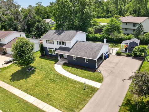 4225 Sunland Court SE Cedar Rapids IA 52403