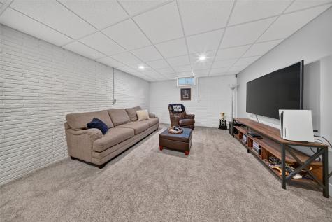 4225 Sunland Court SE Cedar Rapids IA 52403