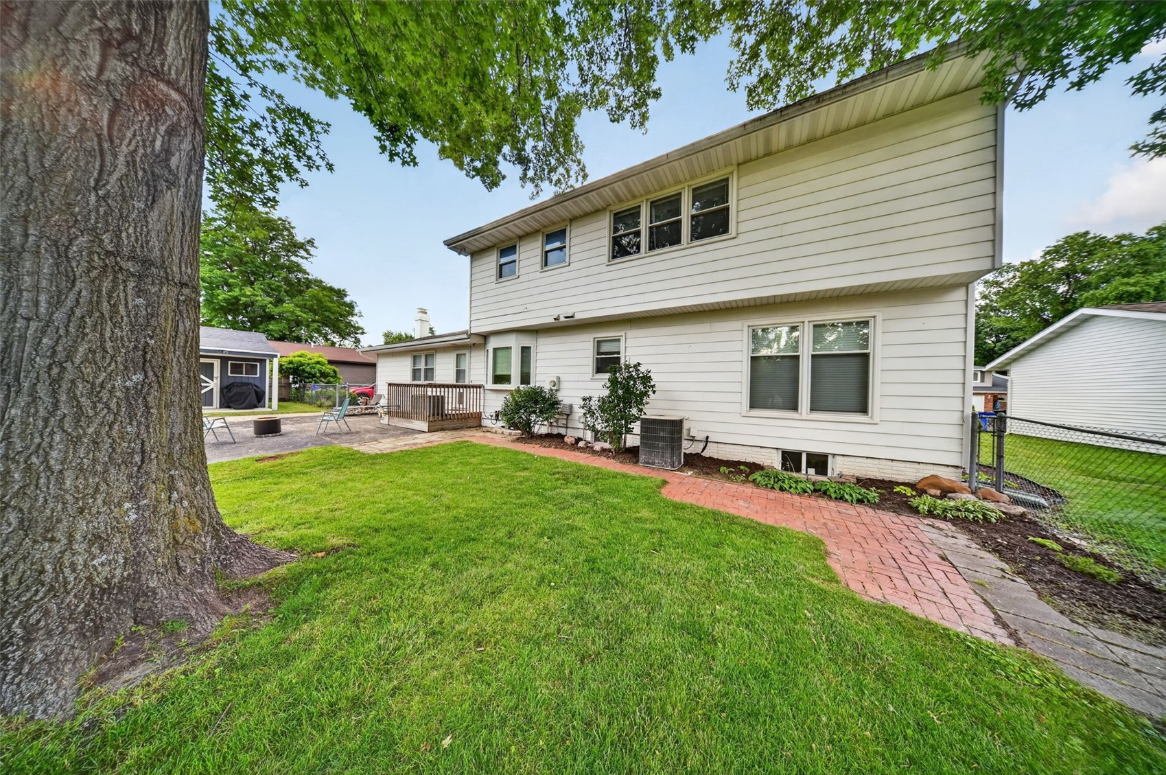 4225 Sunland Court SE Cedar Rapids IA 52403