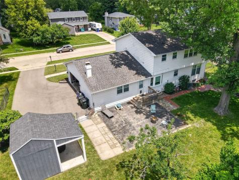 4225 Sunland Court SE Cedar Rapids IA 52403