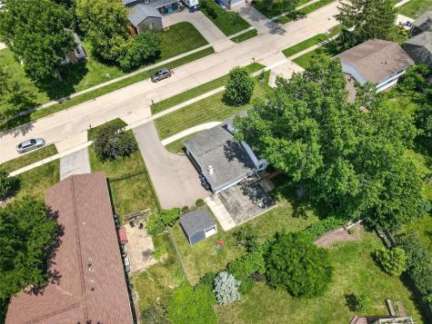 4225 Sunland Court SE Cedar Rapids IA 52403