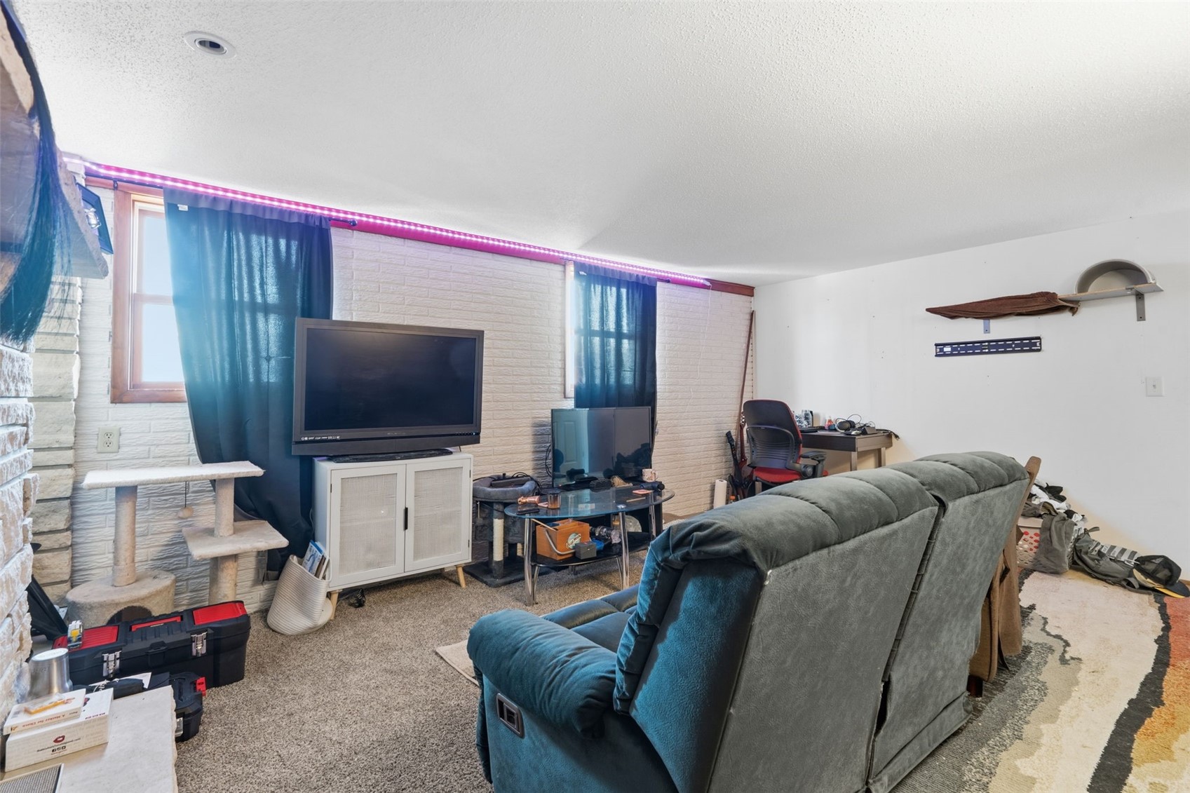 159 Crestridge Drive NW Cedar Rapids IA 52405