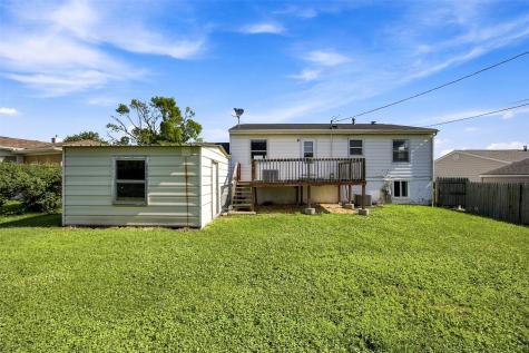 5701 Gordon Court NW Cedar Rapids IA 52405