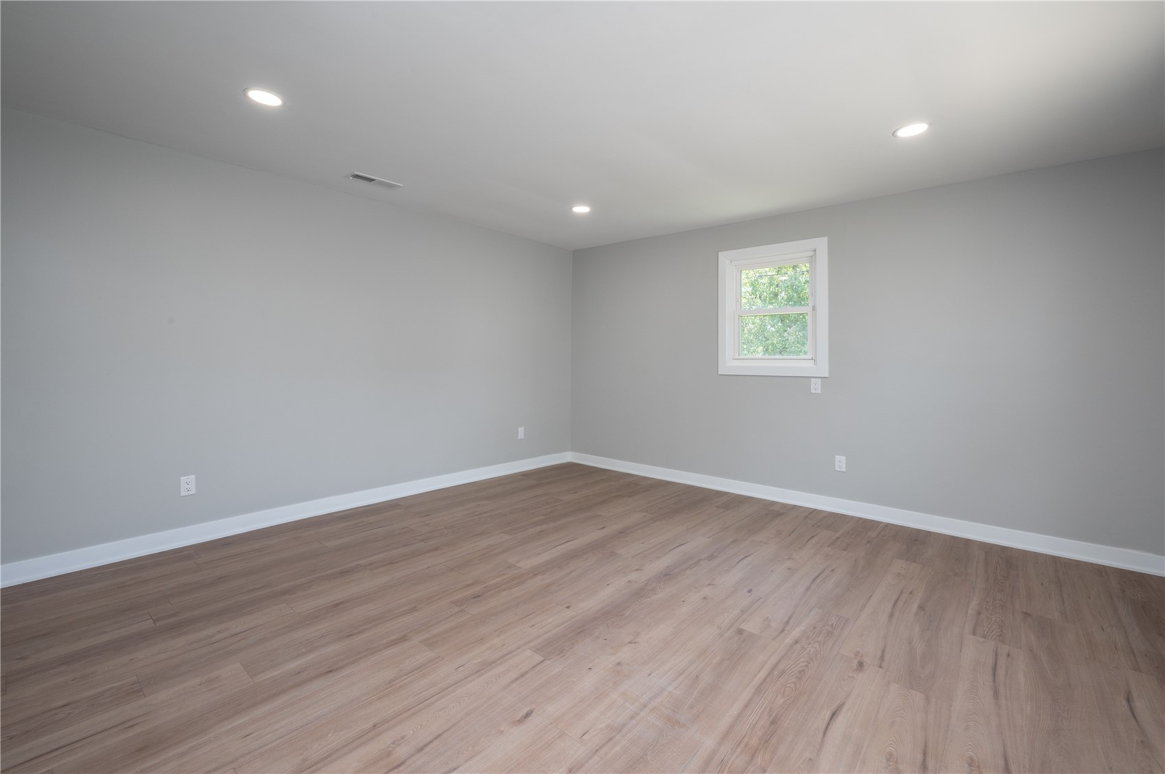 4975 Kesler Road NW Cedar Rapids IA 52405