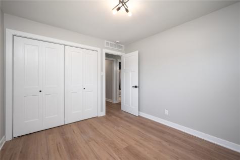 4975 Kesler Road NW Cedar Rapids IA 52405