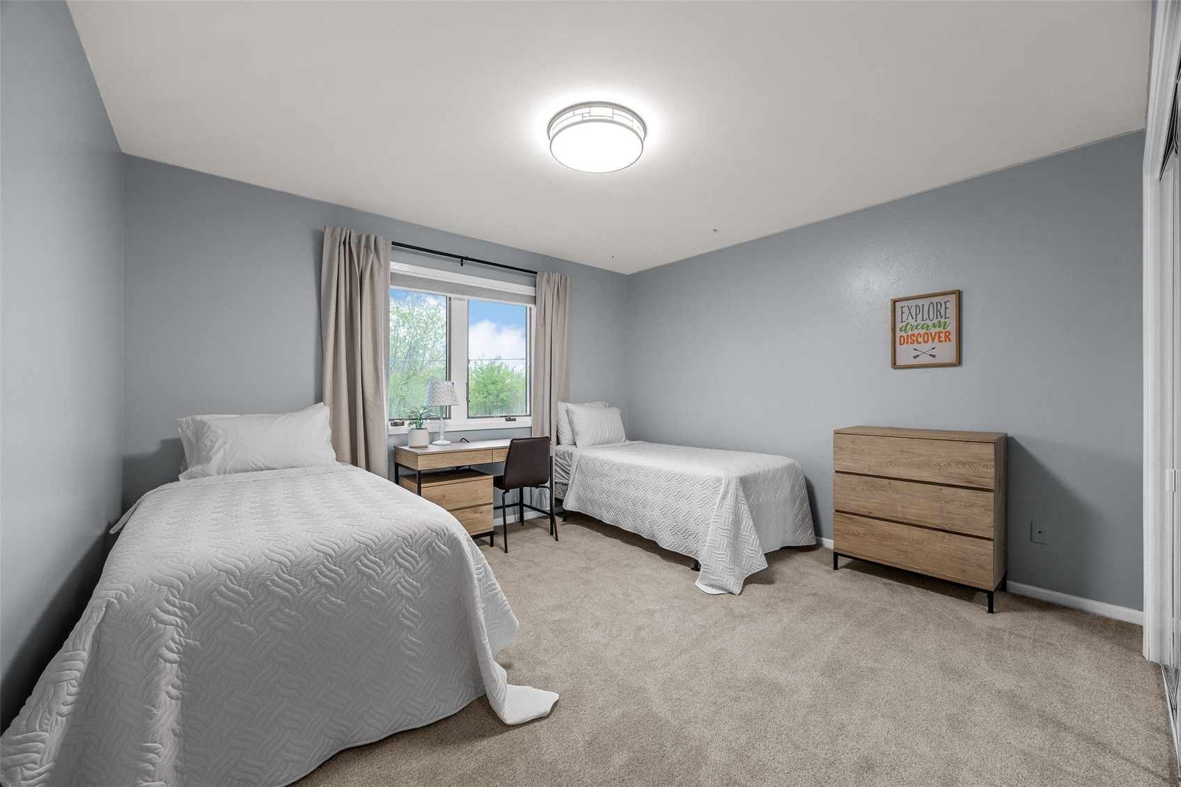 541 Amhurst Iowa City IA 52245