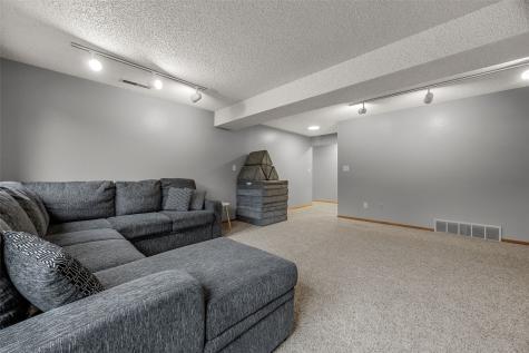 541 Amhurst Iowa City IA 52245