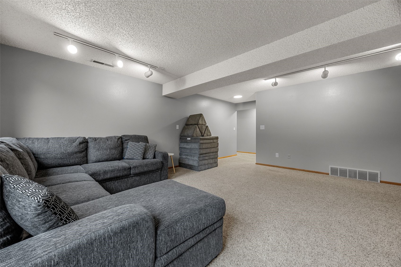 541 Amhurst Iowa City IA 52245