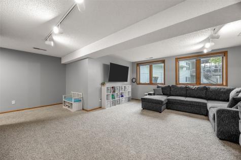 541 Amhurst Iowa City IA 52245