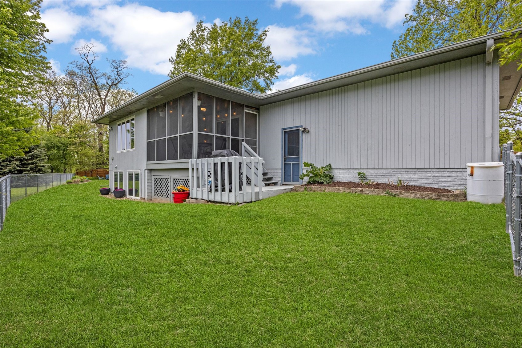 541 Amhurst Iowa City IA 52245