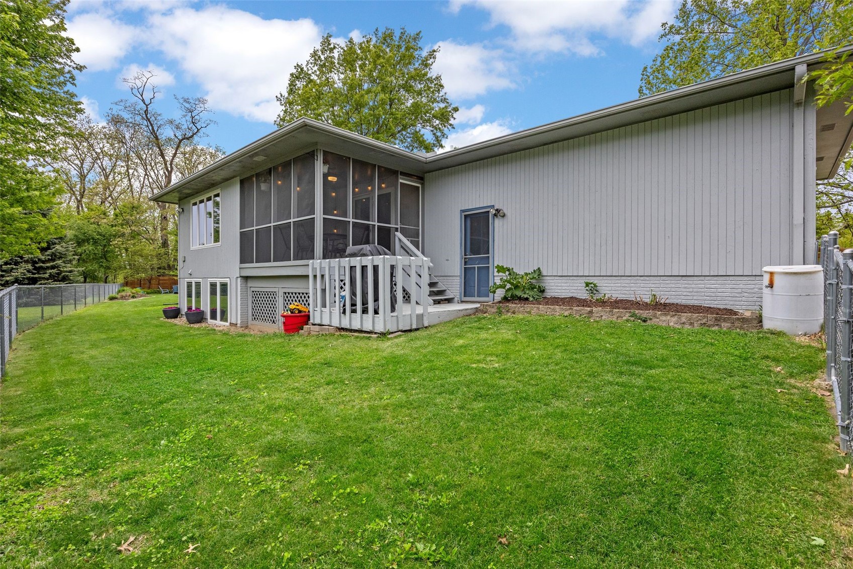 541 Amhurst Iowa City IA 52245