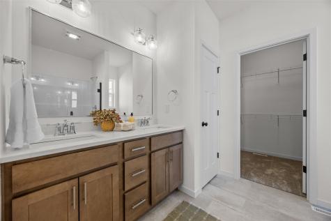 222 Mccarran Avenue NE Cedar Rapids IA 52402