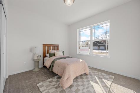222 Mccarran Avenue NE Cedar Rapids IA 52402