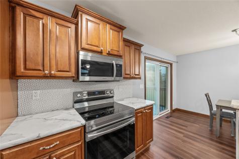 3355 Lennon Lane Marion IA 52302