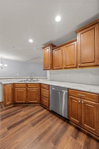 3355 Lennon Lane Marion IA 52302