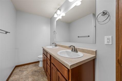 3355 Lennon Lane Marion IA 52302
