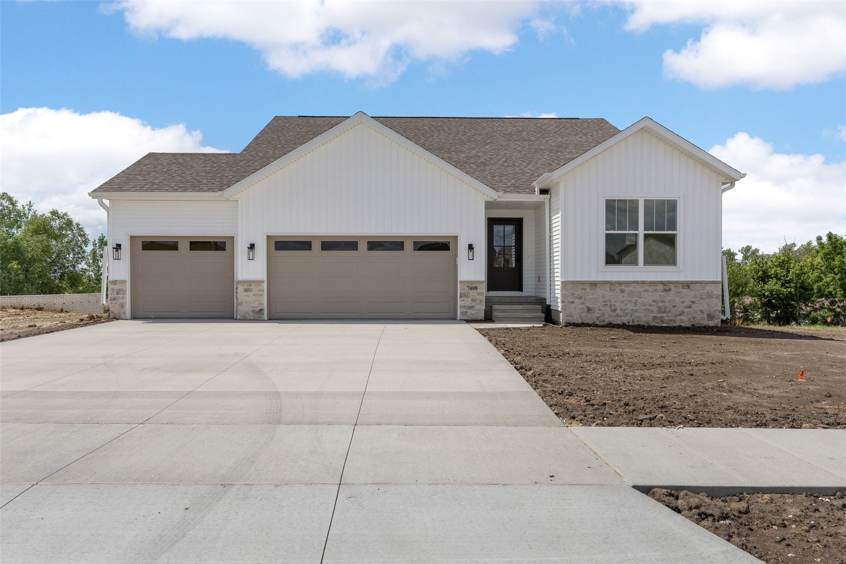 7408 Country Ridge Drive NW Cedar Rapids IA 52405