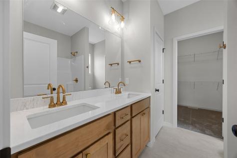 7408 Country Ridge Drive NW Cedar Rapids IA 52405
