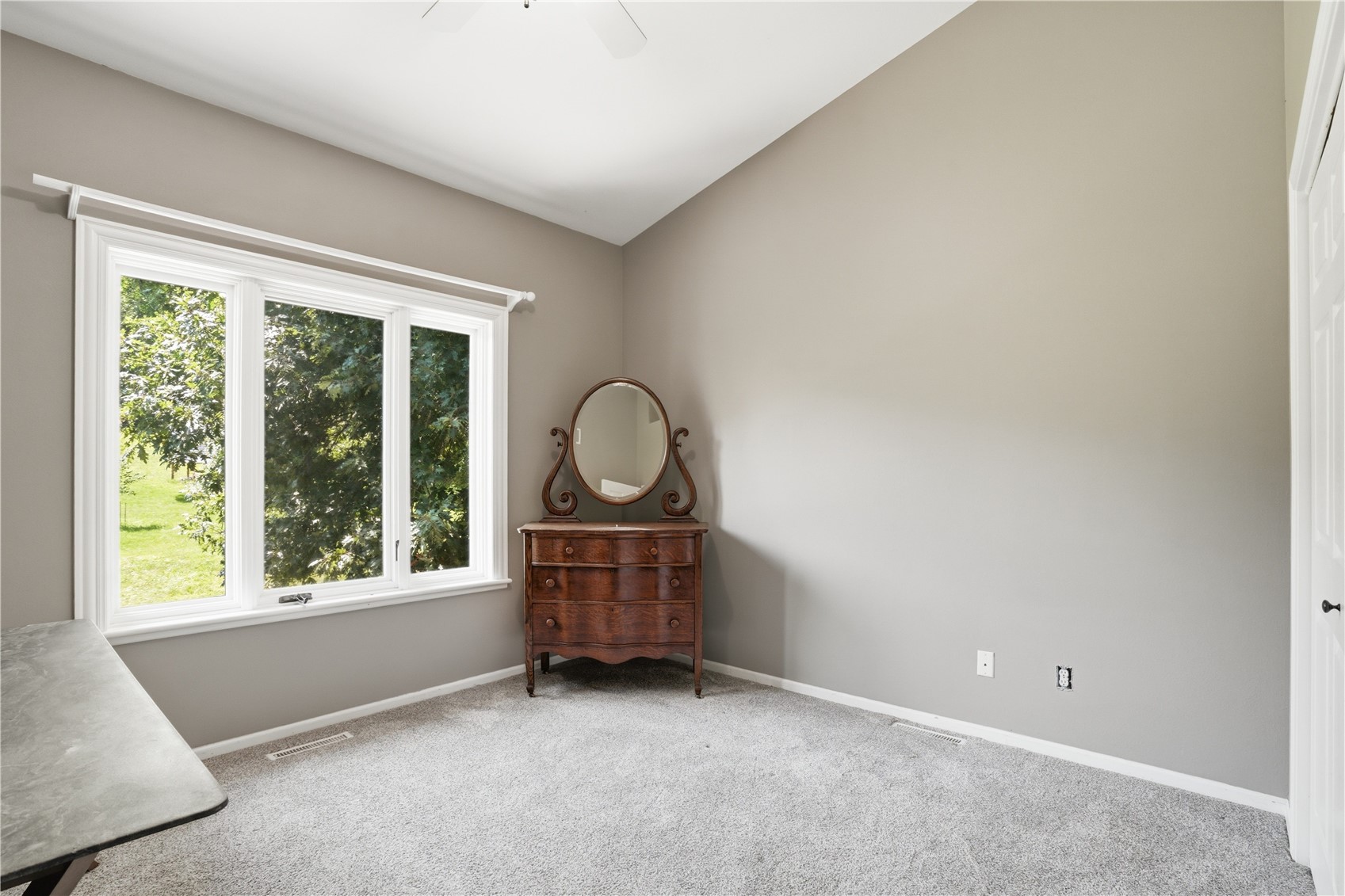 1432 Hickory Hollow NE Solon IA 52333